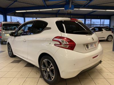 Peugeot 208 1.6 VTi Allure 3p  - 7