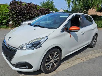 Peugeot 208 Peugeot 208 1.2  S&S BVM5 Roland Garros 110 Ch. (5 CV) 2017  - 1