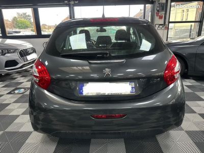 Peugeot 208 Style  - 4