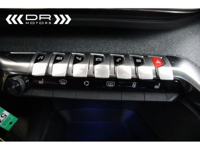 Peugeot 3008 BlueHDI 130 ALLURE - LED NAVI ICOCKPIT LEDER PANODAK FOCAL  - 25