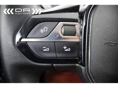 Peugeot 3008 BlueHDI 130 ALLURE - LED NAVI ICOCKPIT LEDER PANODAK FOCAL  - 30