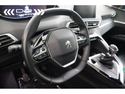 Peugeot 3008 BlueHDI 130 ALLURE - LED NAVI ICOCKPIT LEDER PANODAK FOCAL  - 33