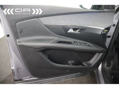 Peugeot 3008 BlueHDI 130 ALLURE - LED NAVI ICOCKPIT LEDER PANODAK FOCAL  - 39