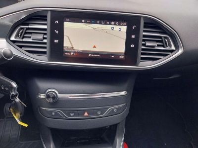 Peugeot 308 1.2 Allure AUTOMATIQUE-CLIM-GPS-CARPLAY-GARANTIE-  - 14