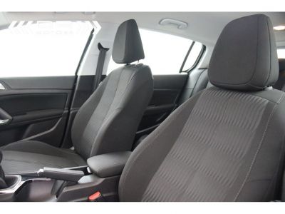 Peugeot 308 1.2 PureTech ACTIVE - NAVI AIRCO  - 37