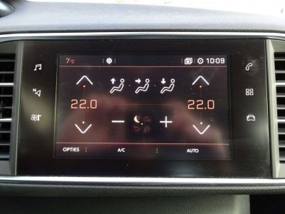 Peugeot 308 1.2i Active CARPLAY,NAVI,CRUISE,BLUETH,PDC V+A,ALU  - 16