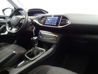 Peugeot 308 SW 1.2i Active  - 8