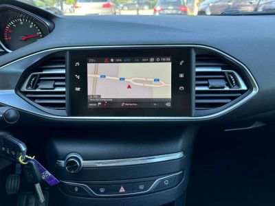 Peugeot 308 SW 1.5 BlueHDi Active NAVI CARPLAY CRUISE PDC JA  - 17