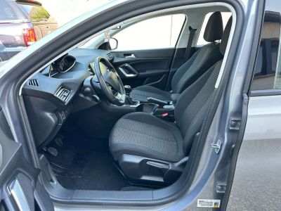 Peugeot 308 SW 1.5 BlueHDi ALLURE NAVI CARPLAY CRUISE PDC JA  - 6