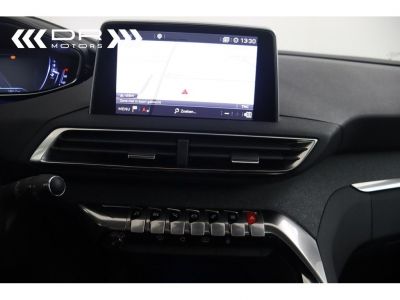 Peugeot 5008 1.5BlueHDI 7 PLAATSEN - ALLURE S&S LEDER NAVI Apple Carplay/Android PANODAK  - 18