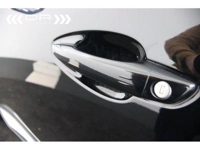 Peugeot 5008 1.5BlueHDI EAT8 ALLURE S&S - LEDER NAVI MIRROR LINK 7 PLAATSEN PANODAK  - 46