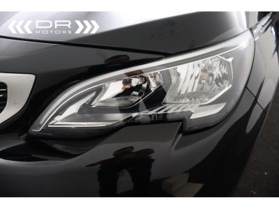 Peugeot 5008 1.5BlueHDI EAT8 ALLURE S&S - LEDER NAVI MIRROR LINK 7 PLAATSEN PANODAK  - 52