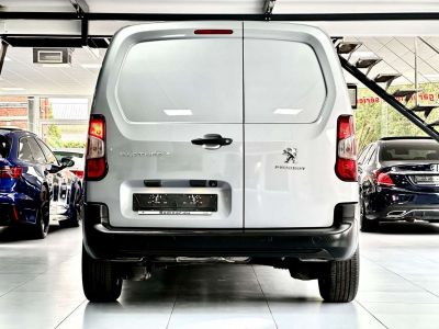 Peugeot Partner 1,5 BlueHDI 130cv EAT8 3 PLACES  - 5