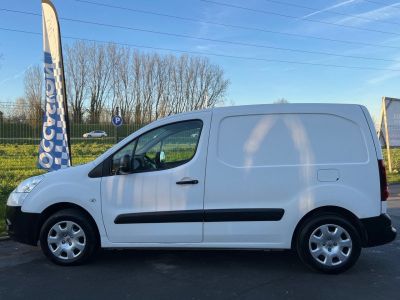 Peugeot Partner PLANCB 1.6 HDI 90CH AUTOMATIQUE - 3 PLACES - GPS - ATTELAGE - GARANTIE  - 7