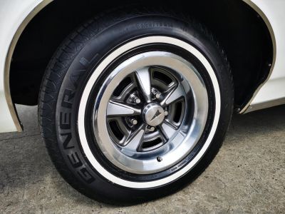 Pontiac LeMans cabriolet  v8 - boite manuelle ( 4 + R )  - 26