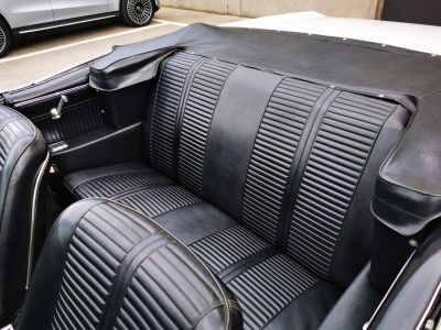 Pontiac LeMans cabriolet  v8 - boite manuelle ( 4 + R )  - 66