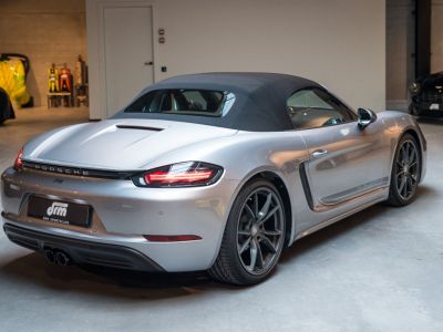 Porsche 718 Boxster T - PDK  - 17