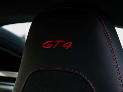 Porsche 718 Cayman GT4  - 34