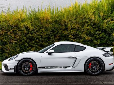 Porsche 718 Cayman GT4 Clubsport  - 7