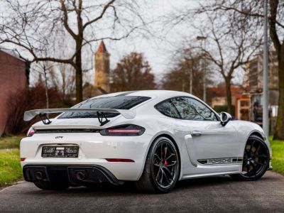 Porsche 718 Cayman GT4 Clubsport  - 25