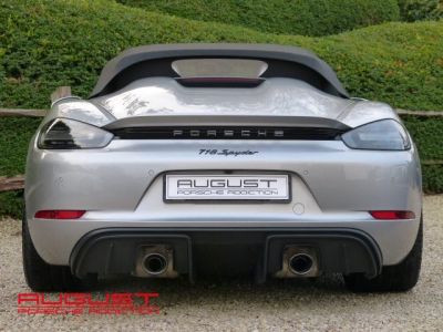 Porsche 718 Spyder 982 2020  - 17