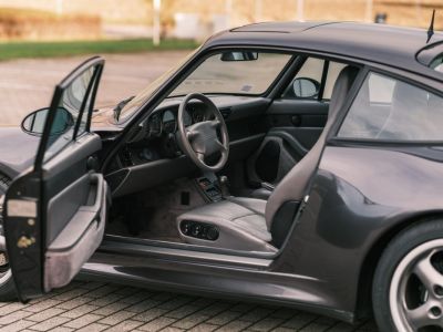 Porsche 911 / 993 Carrera  - 17