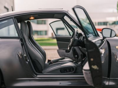 Porsche 911 / 993 Carrera  - 18