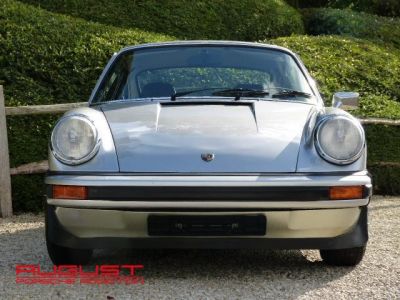 Porsche 911 2.7 1975 25 Anniversary  - 7