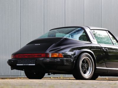 Porsche 911 2.7S Targa 2.7L Flat Six producing 165 bhp  - 10