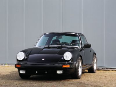 Porsche 911 2.7S Targa 2.7L Flat Six producing 165 bhp  - 17