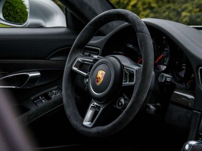 Porsche 911 991 CARRERA GTS BUCKET SEATS APPROVED  - 20