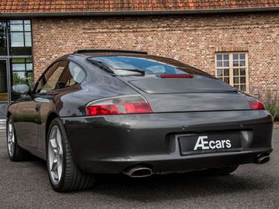 Porsche 911 996 CARRERA 4  - 5