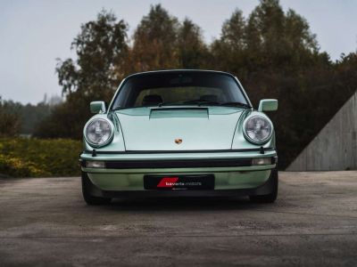 Porsche 911 Carrera 3.0 Targa Ice Green Metallic  - 2