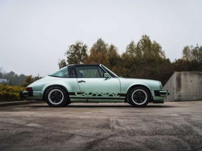 Porsche 911 Carrera 3.0 Targa Ice Green Metallic  - 10