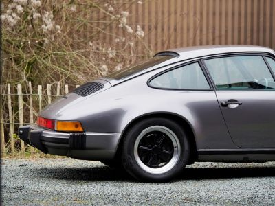 Porsche 911 Carrera 3.2 915 - 1986  - 39