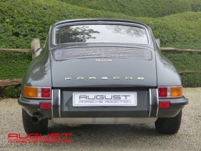 Porsche 911 Coupé 2.0 1969  - 22