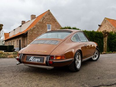 Porsche 911 E MANUAL MATCHING NUMBERS COLLECTORS ITEM  - 5