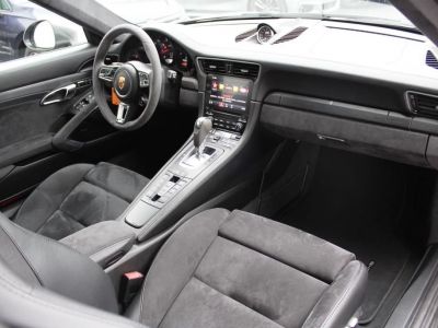 Porsche 911 TYPE 991 PHASE 2 (991) (2) CARRERA 4 GTS PDK  - 3