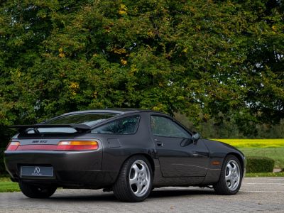 Porsche 928  - 6