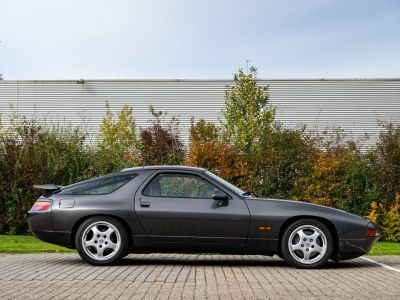 Porsche 928  - 7