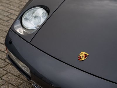 Porsche 928  - 12