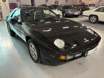 Porsche 928  - 6