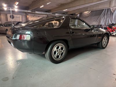 Porsche 928  - 19