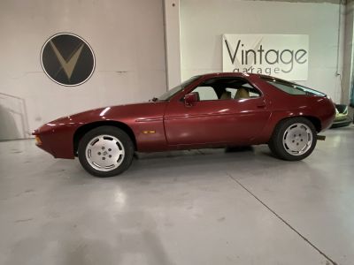 Porsche 928  - 10