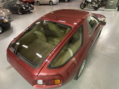 Porsche 928  - 17