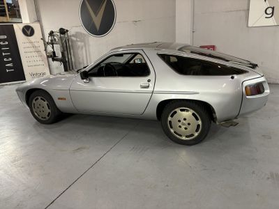 Porsche 928  - 14