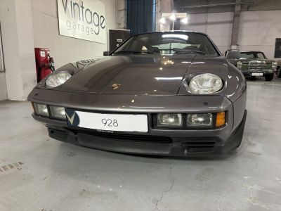 Porsche 928 S  - 4