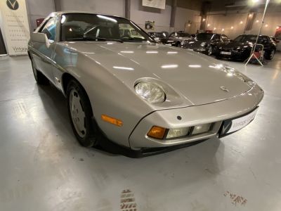 Porsche 928 S  - 7