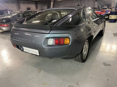 Porsche 928 S  - 19