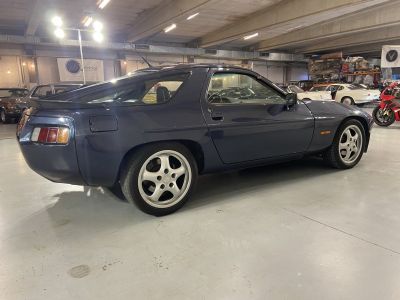 Porsche 928 S  - 20